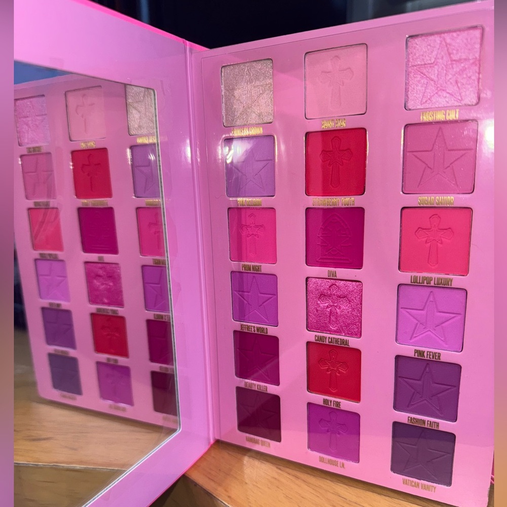 Jeffree Star Cosmetics Pink Religion Palette - BNIB - Picture 2 of 7